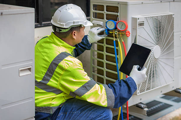Professional Hvac technician working in Alhambra, CA